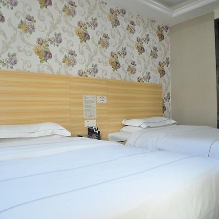 Jiamei Hotel Guangzhou Bagian luar foto