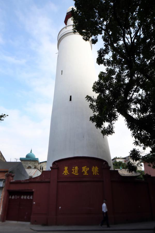 Jiamei Hotel Guangzhou Bagian luar foto