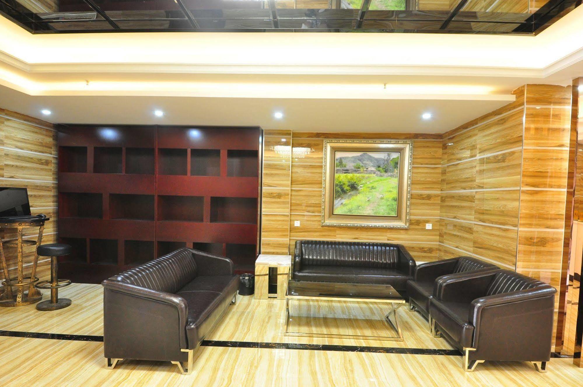 Jiamei Hotel Guangzhou Bagian luar foto