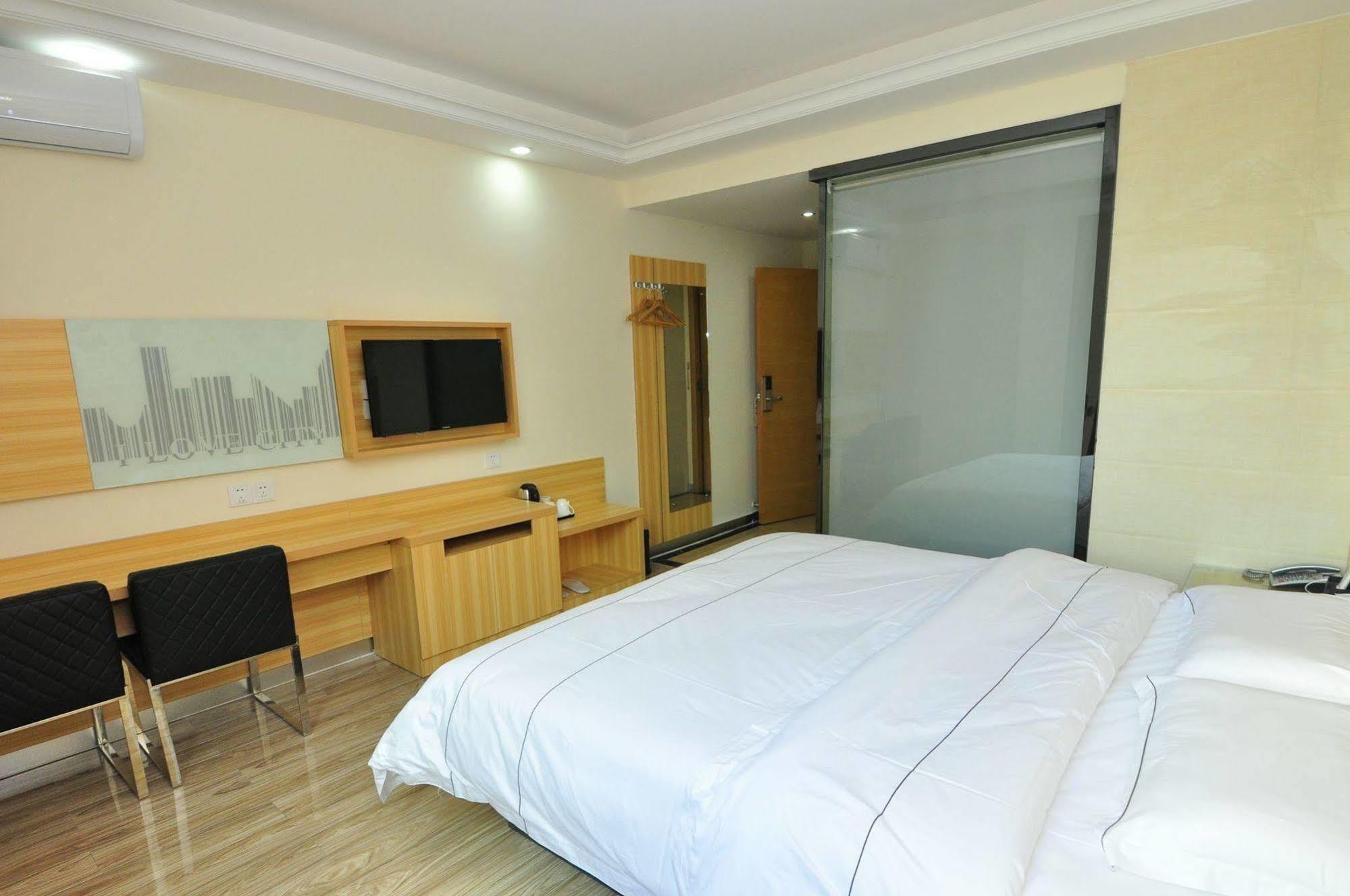 Jiamei Hotel Guangzhou Bagian luar foto