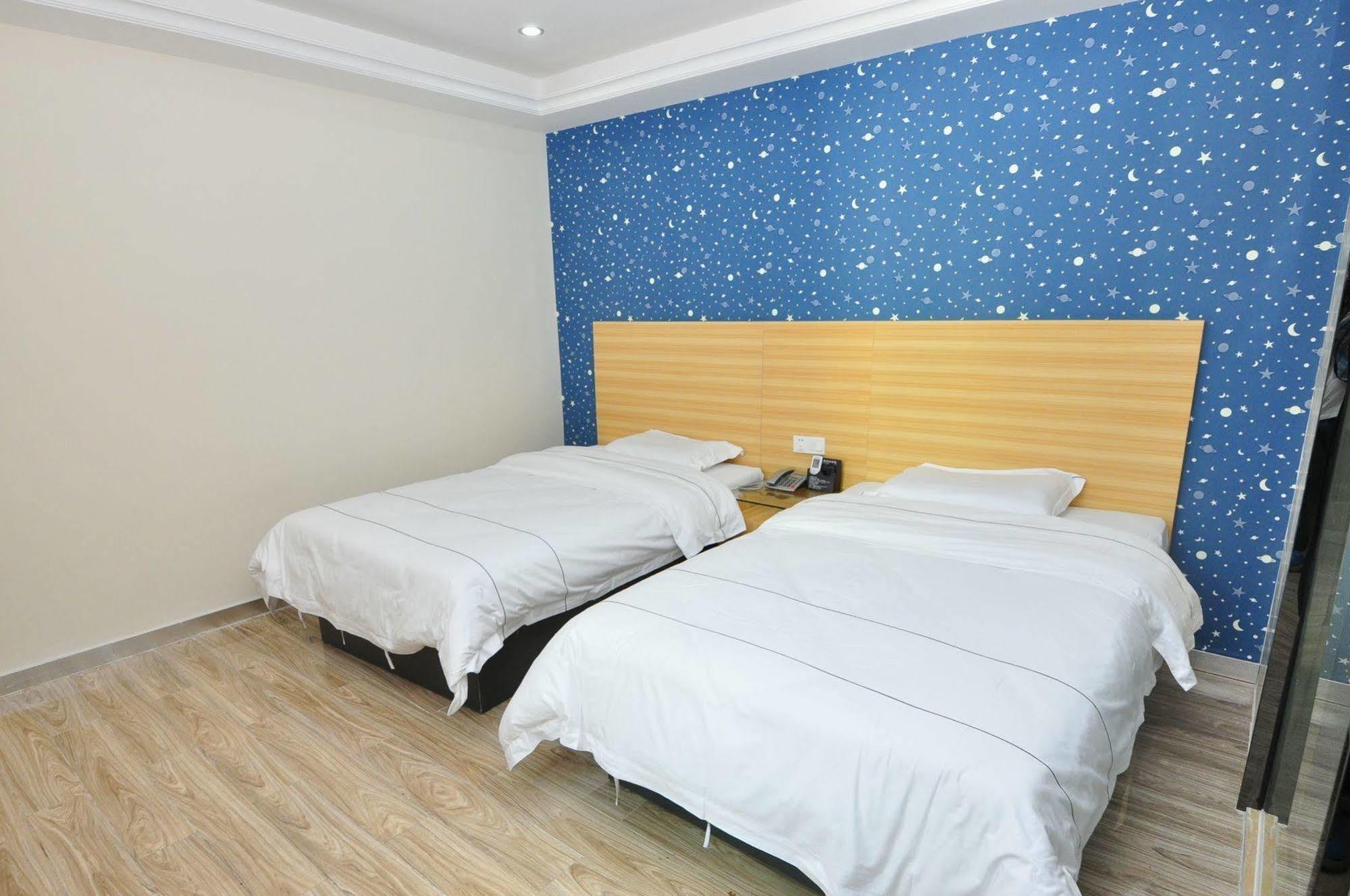 Jiamei Hotel Guangzhou Bagian luar foto