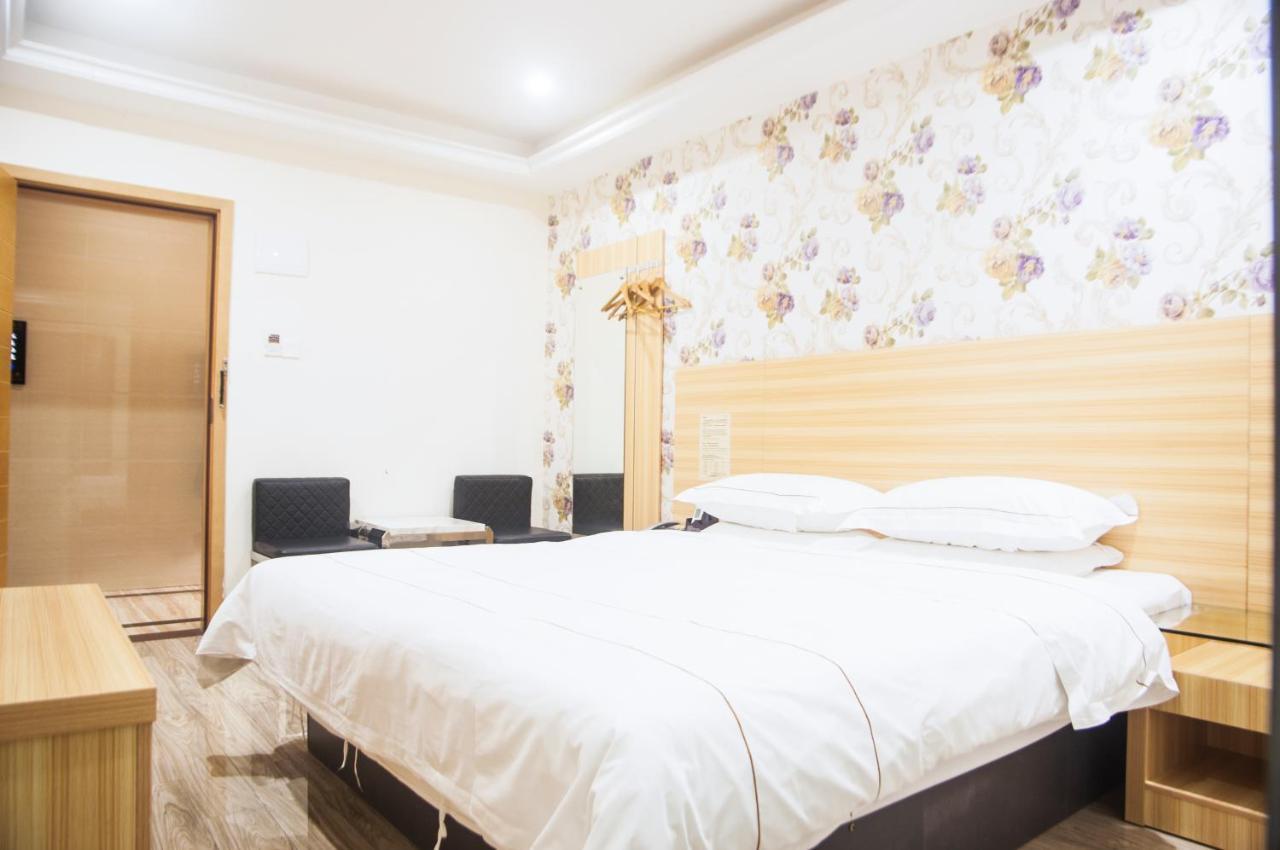 Jiamei Hotel Guangzhou Bagian luar foto
