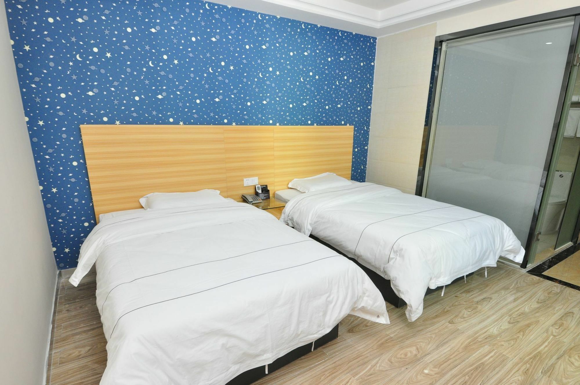 Jiamei Hotel Guangzhou Bagian luar foto