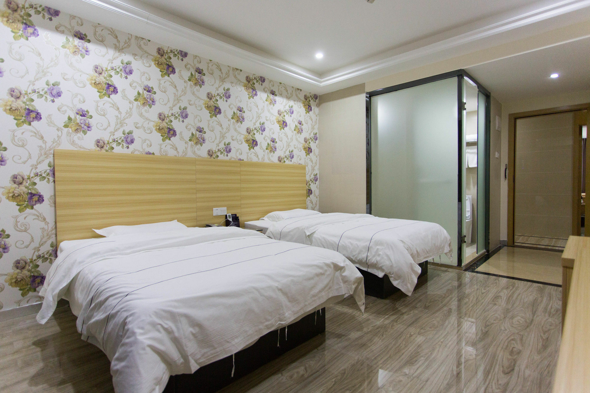 Jiamei Hotel Guangzhou Bagian luar foto